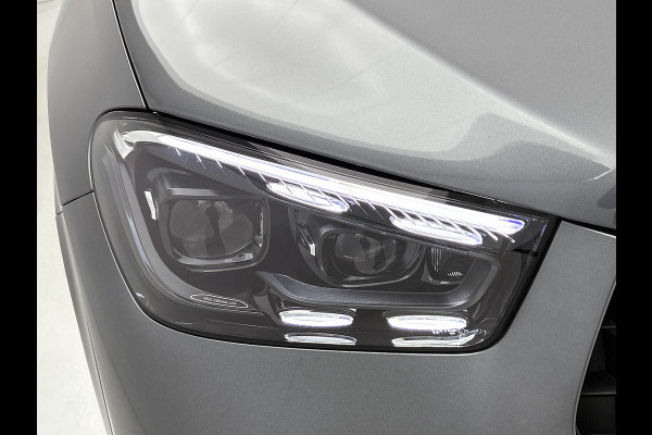Mercedes-Benz GLE Mercedes-AMG 53 Hybrid 4MATIC+ Premium AMG Premium | Night Pakket | 22 Inch Velgen | Trekhaak | Panorama Schuif-Kanteldak. Inclusief 24 maanden Mercedes-Benz Certified garantie voor Europa.