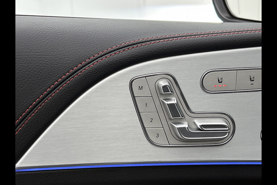 Mercedes-Benz GLE Mercedes-AMG 53 Hybrid 4MATIC+ Premium AMG Premium | Night Pakket | 22 Inch Velgen | Trekhaak | Panorama Schuif-Kanteldak. Inclusief 24 maanden Mercedes-Benz Certified garantie voor Europa.