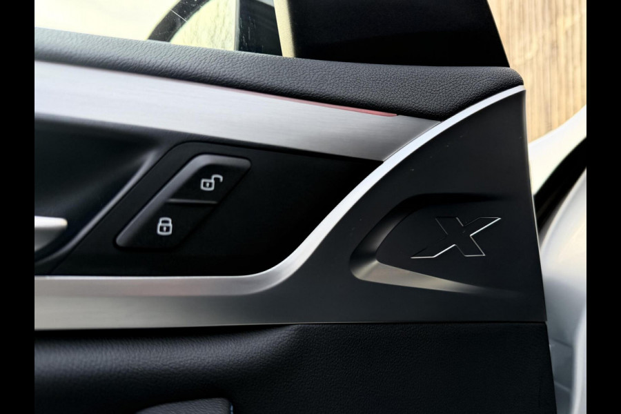 BMW X3 xDrive30i 252pk M-sport Automaat | Panoramadak | Leer | Stoelverwarming | Climate & cruise control | LED verlichting adaptief me