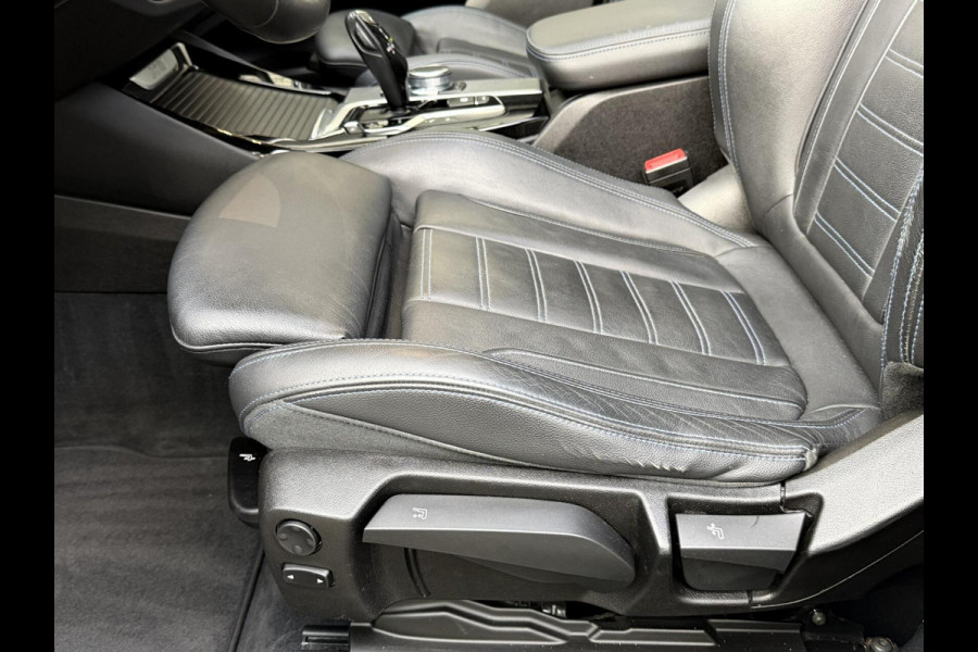 BMW X3 xDrive30i 252pk M-sport Automaat | Panoramadak | Leer | Stoelverwarming | Climate & cruise control | LED verlichting adaptief me