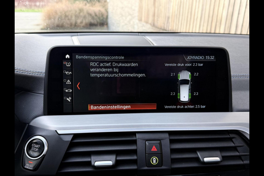 BMW X3 xDrive30i 252pk M-sport Automaat | Panoramadak | Leer | Stoelverwarming | Climate & cruise control | LED verlichting adaptief me