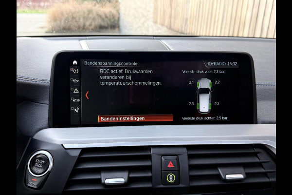 BMW X3 xDrive30i 252pk M-sport Automaat | Panoramadak | Leer | Stoelverwarming | Climate & cruise control | LED verlichting adaptief me
