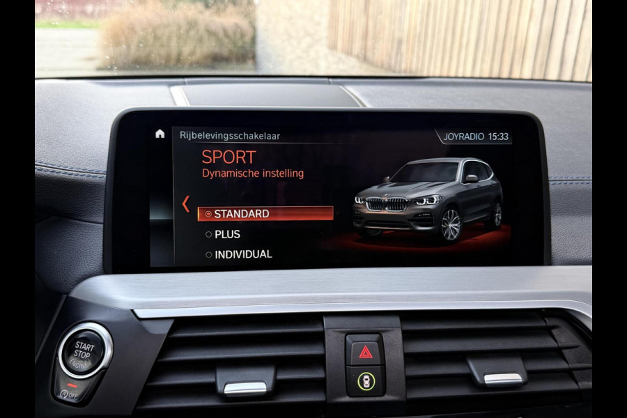BMW X3 xDrive30i 252pk M-sport Automaat | Panoramadak | Leer | Stoelverwarming | Climate & cruise control | LED verlichting adaptief me