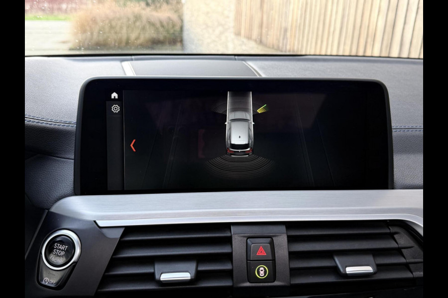 BMW X3 xDrive30i 252pk M-sport Automaat | Panoramadak | Leer | Stoelverwarming | Climate & cruise control | LED verlichting adaptief me
