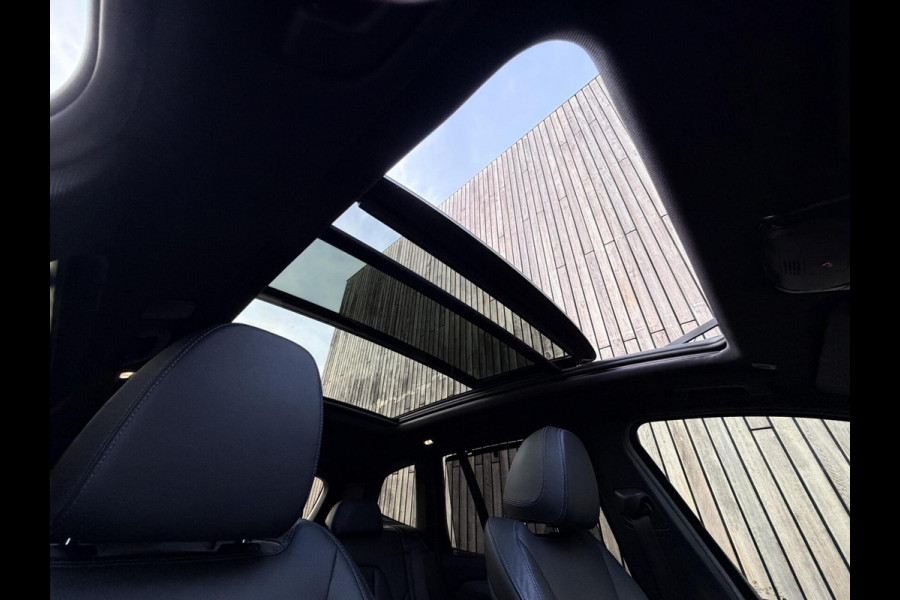 BMW X3 xDrive30i 252pk M-sport Automaat | Panoramadak | Leer | Stoelverwarming | Climate & cruise control | LED verlichting adaptief me