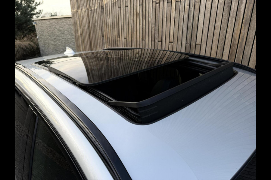 BMW X3 xDrive30i 252pk M-sport Automaat | Panoramadak | Leer | Stoelverwarming | Climate & cruise control | LED verlichting adaptief me