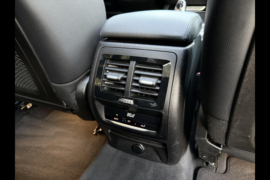 BMW X3 xDrive30i 252pk M-sport Automaat | Panoramadak | Leer | Stoelverwarming | Climate & cruise control | LED verlichting adaptief me