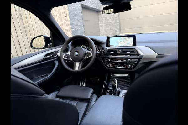 BMW X3 xDrive30i 252pk M-sport Automaat | Panoramadak | Leer | Stoelverwarming | Climate & cruise control | LED verlichting adaptief me