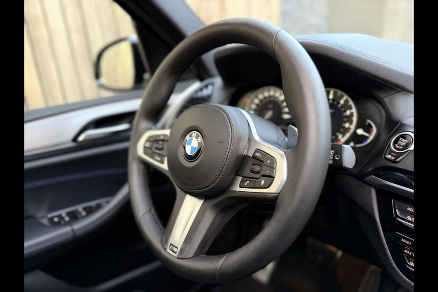 BMW X3 xDrive30i 252pk M-sport Automaat | Panoramadak | Leer | Stoelverwarming | Climate & cruise control | LED verlichting adaptief me