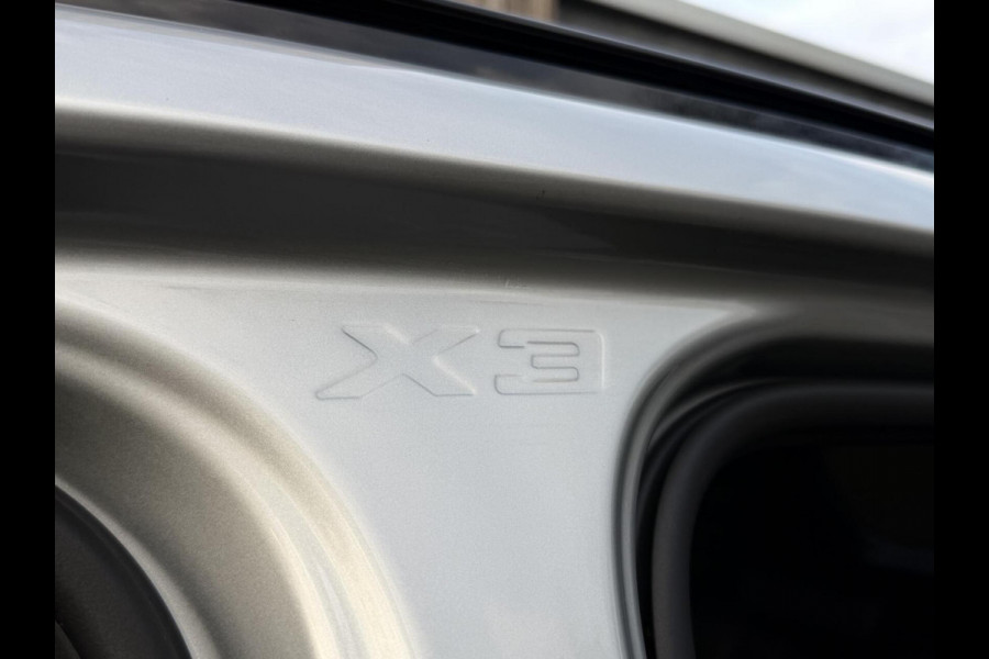 BMW X3 xDrive30i 252pk M-sport Automaat | Panoramadak | Leer | Stoelverwarming | Climate & cruise control | LED verlichting adaptief me