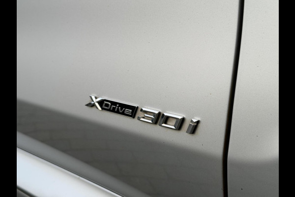 BMW X3 xDrive30i 252pk M-sport Automaat | Panoramadak | Leer | Stoelverwarming | Climate & cruise control | LED verlichting adaptief me