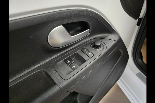 Volkswagen e-Up! E-up! AUT. CAMERA PARKEERSENSOREN CRUISE CONTROL STOELVERWARMING VOORRUITVERWARMING