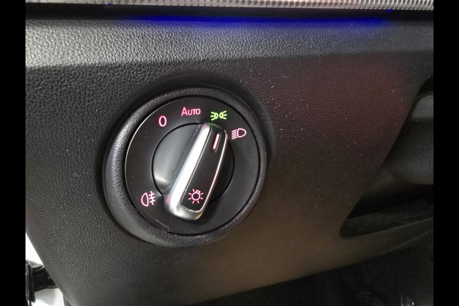 Volkswagen e-Up! E-up! AUT. CAMERA PARKEERSENSOREN CRUISE CONTROL STOELVERWARMING VOORRUITVERWARMING