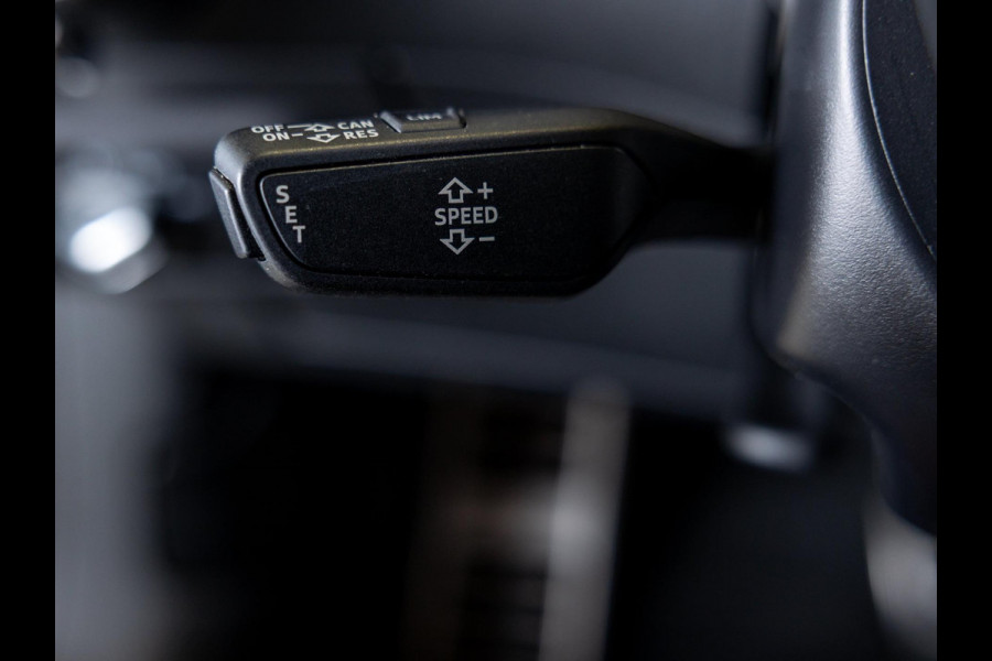 Audi TT 40 TFSI Pro Line / 197pk / Leder / Stoelverwarming /