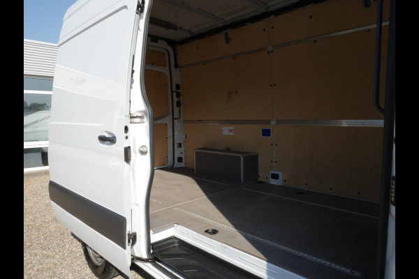 Mercedes-Benz Sprinter 317CDI 170PK L2H2 Airco Keurige staat.