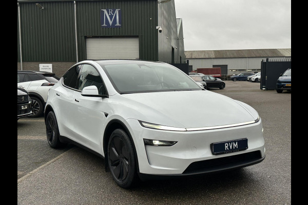 Tesla Model Y Premium Long Range AWD 75 kWh NIEUWE AUTO | AUTOPILOT| VOLLEDIGE TESLA GARANTIE T/M 12/2029 OF 80.000KM| DE HOOGVOLTACCU EN AANDRIJFLIJN TOT 2033 of 192.000KM |