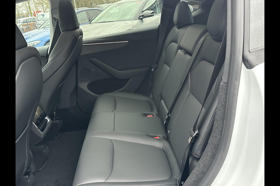 Tesla Model Y Premium Long Range AWD 75 kWh NIEUWE AUTO | AUTOPILOT| VOLLEDIGE TESLA GARANTIE T/M 12/2029 OF 80.000KM| DE HOOGVOLTACCU EN AANDRIJFLIJN TOT 2033 of 192.000KM |