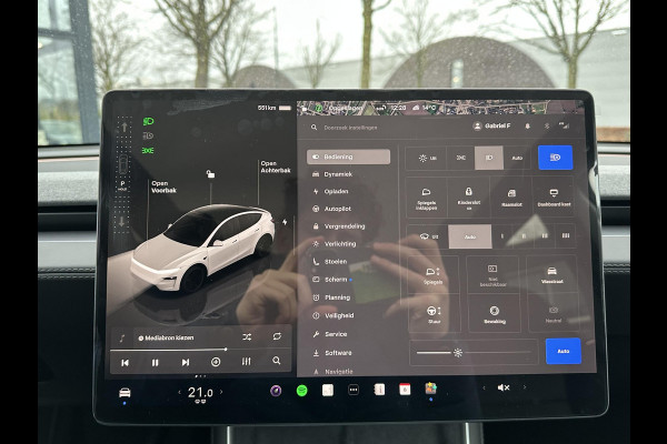 Tesla Model Y Premium Long Range AWD 75 kWh NIEUWE AUTO | AUTOPILOT| VOLLEDIGE TESLA GARANTIE T/M 12/2029 OF 80.000KM| DE HOOGVOLTACCU EN AANDRIJFLIJN TOT 2033 of 192.000KM |
