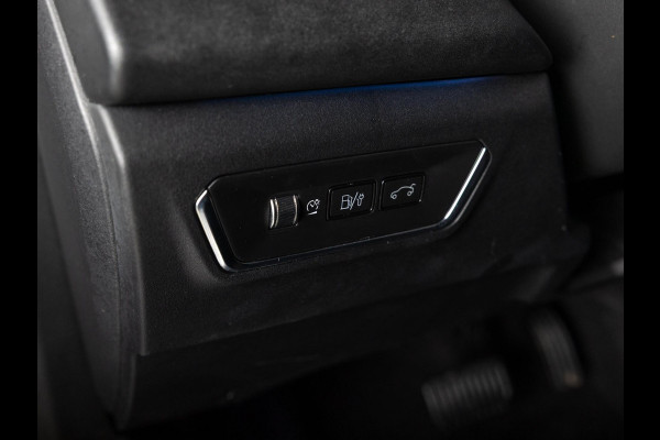 Lynk & Co 01 1.5 / 261pk / Leder / Blackstyle