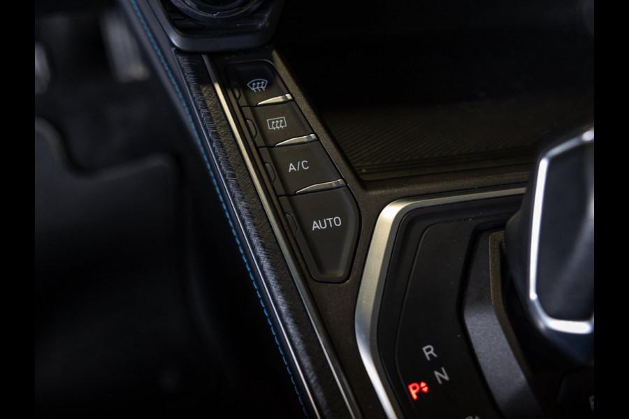 Lynk & Co 01 1.5 / 261pk / Leder / Blackstyle