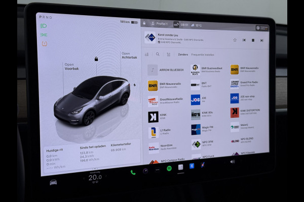 Tesla Model Y Performance 534pk 0-100 3,8 sec. Trekhaak AWD 78,1kWh Warmtepomp FSD-Comp.3 AutoPilot Carbon-Spoiler Elek.Achterklep AMD-Ryzen P Camera Navi LED ACC DAB Voorverwarmen interieur en Keyless via App One-Pedal-Drive Garantie op Accu 03-02-2031 maz. 192.000km max. 250Kw laadvermogen !