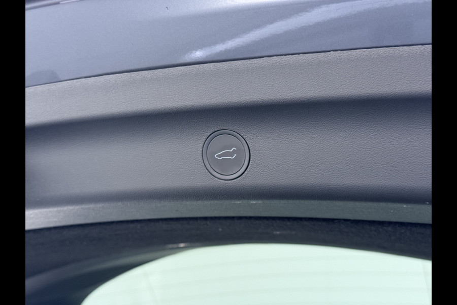 Tesla Model Y Performance 534pk 0-100 3,8 sec. Trekhaak AWD 78,1kWh Warmtepomp FSD-Comp.3 AutoPilot Carbon-Spoiler Elek.Achterklep AMD-Ryzen P Camera Navi LED ACC DAB Voorverwarmen interieur en Keyless via App One-Pedal-Drive Garantie op Accu 03-02-2031 maz. 192.000km max. 250Kw laadvermogen !