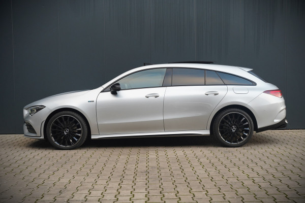 Mercedes-Benz CLA-Klasse Shooting Brake 250 e Edition | AMG Line | Panoramadak | Stoelverwarming | Camera | Keyless | Ambiance Verlichting | Cruise Control | Multibeam LED | BTW |