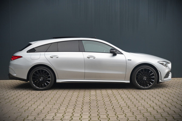 Mercedes-Benz CLA-Klasse Shooting Brake 250 e Edition | AMG Line | Panoramadak | Stoelverwarming | Camera | Keyless | Ambiance Verlichting | Cruise Control | Multibeam LED | BTW |