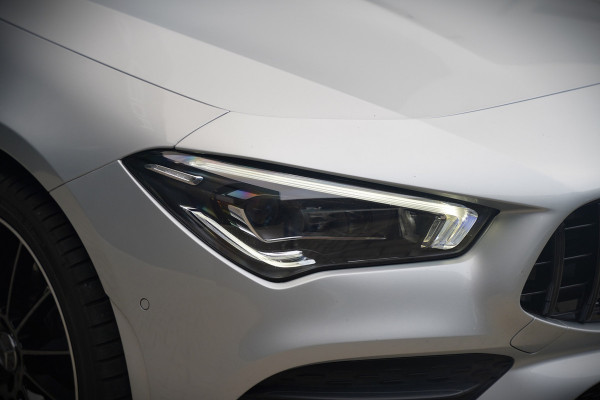 Mercedes-Benz CLA-Klasse Shooting Brake 250 e Edition | AMG Line | Panoramadak | Stoelverwarming | Camera | Keyless | Ambiance Verlichting | Cruise Control | Multibeam LED | BTW |