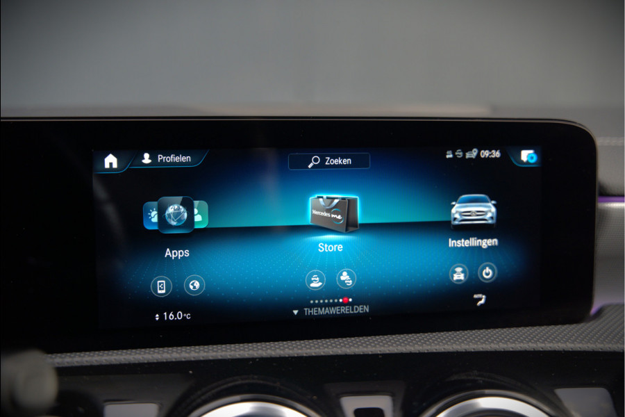 Mercedes-Benz CLA-Klasse Shooting Brake 250 e Edition | AMG Line | Panoramadak | Stoelverwarming | Camera | Keyless | Ambiance Verlichting | Cruise Control | Multibeam LED | BTW |