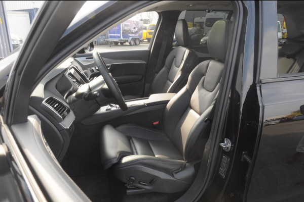 Volvo XC90 T8 455PK Recharge AWD Ultra Dark Long range / Luchtvering / Bowers & Wilkins/ Polestar Tuning / HEICO verlaging / Trekhaak / Head-up display / Stoelverwarming en ventilatie / Massagestoelen / Memory seats / Adaptive cruise control / 360 Camera /