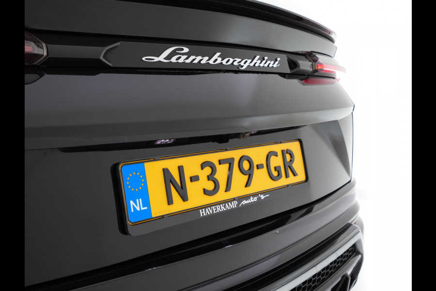 Lamborghini Urus 4.0 V8 Pearl Capsule (INCL-BTW) *CERAMIC-BRAKES | PANO | HEAD-UP | SOFT-CLOSE | LEATHER-ALCANTARA | FULL-LED | NIGHT-VISION | BANG&OLUFSEN | MEMORY-PACK | HEATED-SPORTSEATS | TOP-VIEW | ADAPTIVE-CRUISE | ...