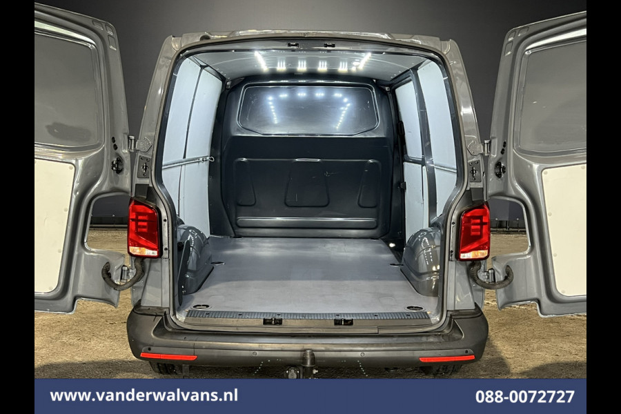 Volkswagen Transporter 2.0 TDI L1H1 Euro6 Airco | Camera | Cruisecontrol | Trekhaak | Sidebars Parkeersensoren