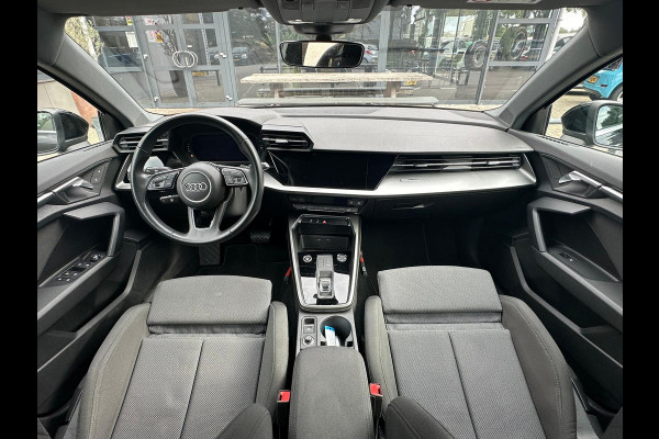 Audi A3 Sportback 30 TFSI Business edition Automaat/VTcockpit/Trekhaak/Led/Cruise/PDC