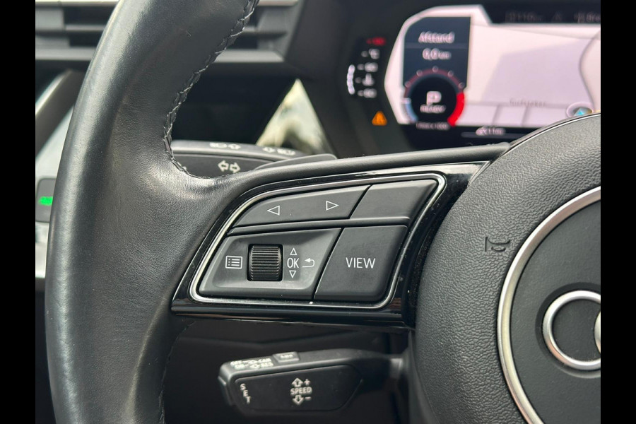 Audi A3 Sportback 30 TFSI Business edition Automaat/VTcockpit/Trekhaak/Led/Cruise/PDC