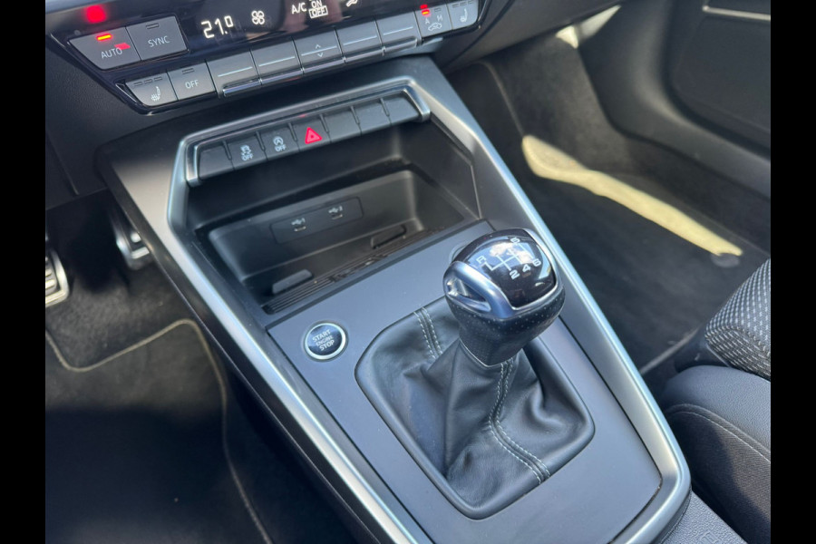 Audi A3 Sportback 30 TFSI edition one LED/Virtual/Sportstoelen/Clima/Navi/Cruise