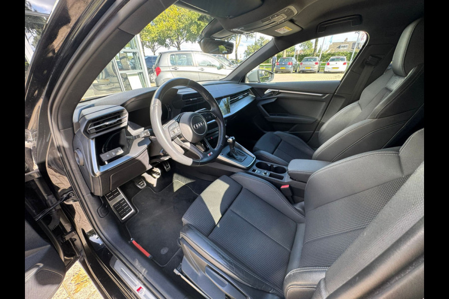 Audi A3 Sportback 30 TFSI edition one LED/Virtual/Sportstoelen/Clima/Navi/Cruise