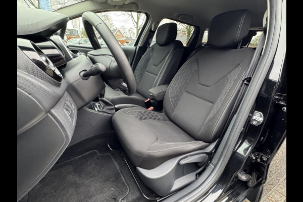 Renault Clio Estate 0.9 TCe Limited Navigatie/Trekhaak/Dab/Cruise/PDC/Getint glas  APK t/m 18-10-2027