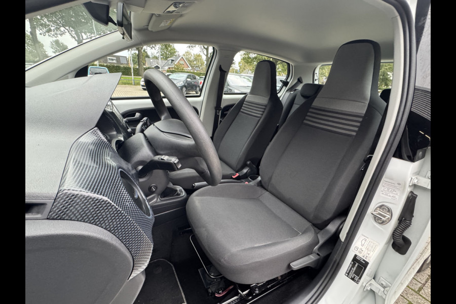 Volkswagen up! 1.0 Climate control/Camera/Cruise control/PDC