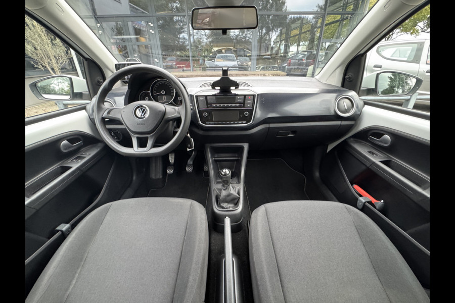 Volkswagen up! 1.0 Climate control/Camera/Cruise control/PDC