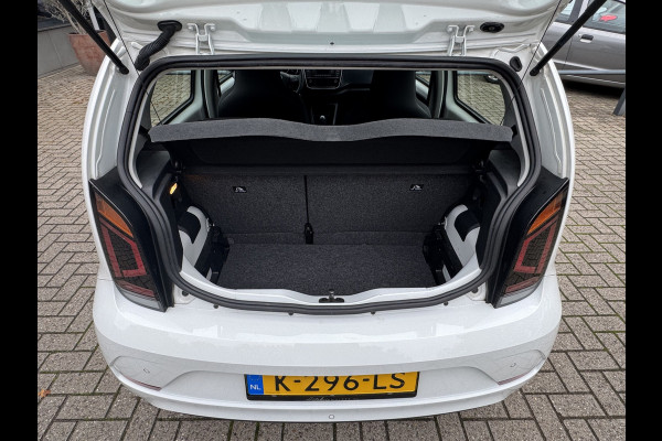 Volkswagen up! 1.0 Climate control/Camera/Cruise control/PDC