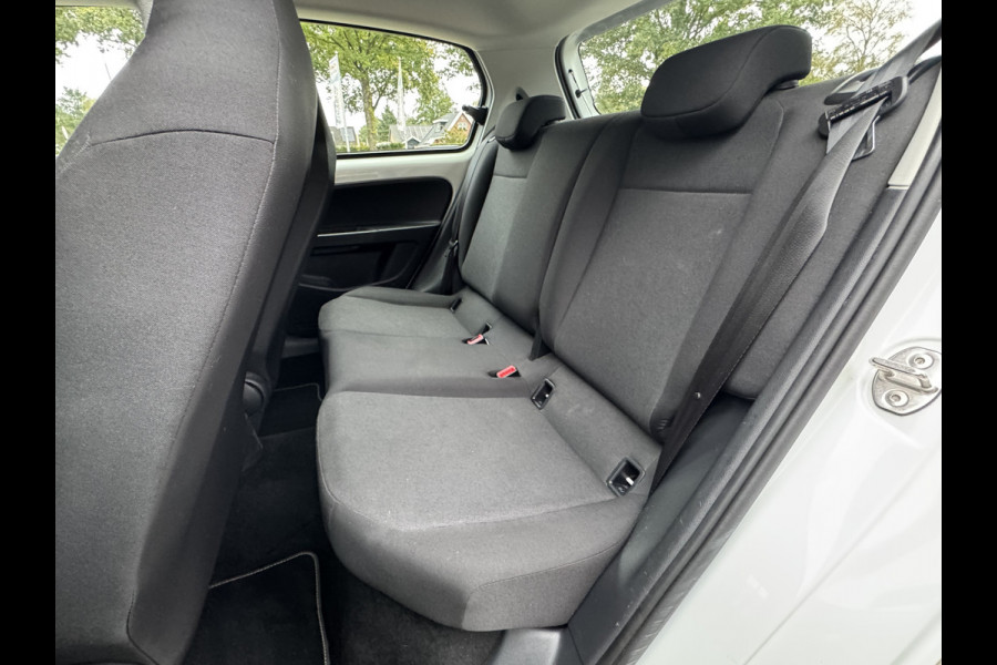 Volkswagen up! 1.0 Climate control/Camera/Cruise control/PDC