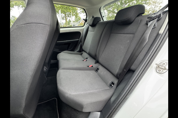 Volkswagen up! 1.0 Climate control/Camera/Cruise control/PDC