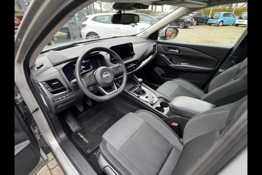 Nissan QASHQAI 1.3 MHEV Premiere Edition Panoramadak/Trekhaak/Clima/LED/Cruise/LM-Velgen