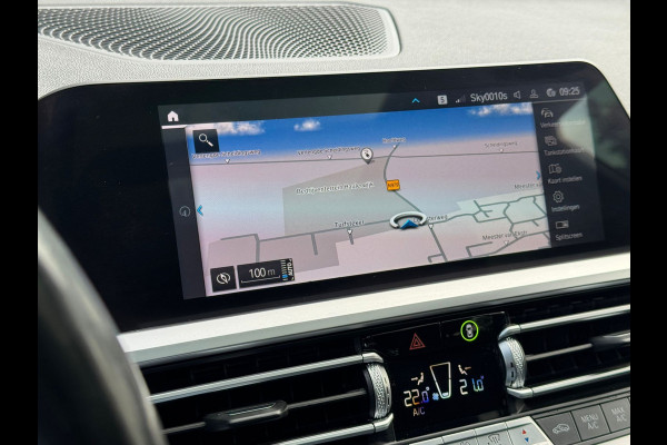 BMW 3 Serie Touring 330e High Executiv M-pakket/Panoramadak/Navigatie/Leder