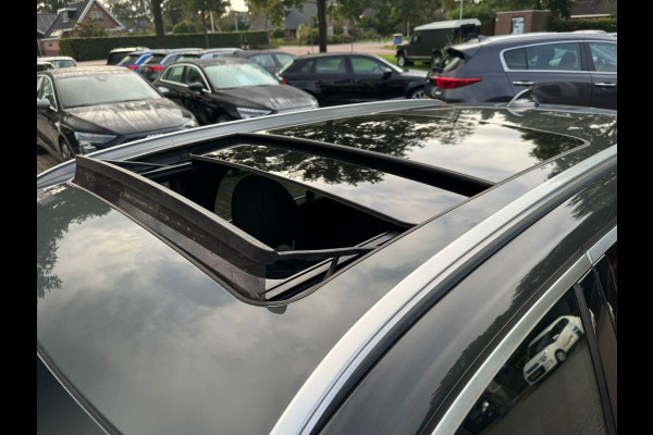 BMW 3 Serie Touring 330e High Executiv M-pakket/Panoramadak/Navigatie/Leder