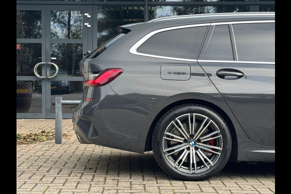 BMW 3 Serie Touring 330e High Executiv M-pakket/Panoramadak/Navigatie/Leder