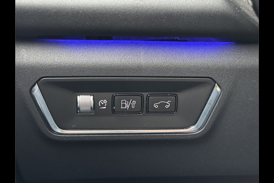 Lynk & Co 01 1.5 Panoramadak/360 Camera/Clima/Cruise/Stoelverwarming/Apple-carplay