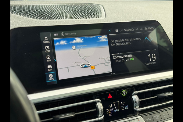 BMW 3 Serie Touring 330e High Executiv M-pakket/Panoramadak/Navigatie/Leder