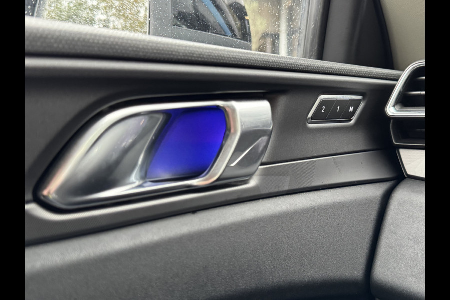 Lynk & Co 01 1.5 Panoramadak/360 Camera/Clima/Cruise/Stoelverwarming/Apple-carplay